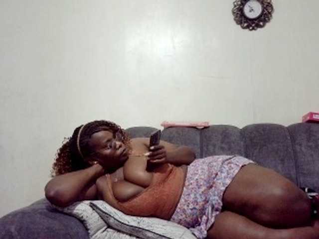 africangoddess online show from August 15, 6:06 am