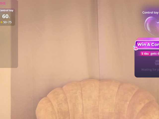 aishaBigass online show from August 7, 1:05 am