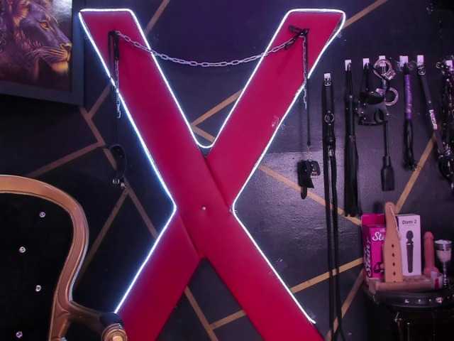 alexa-n-alex online show from July 26, 1:27 pm