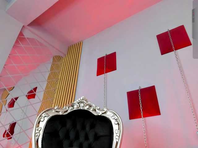 aliciahazel online show from August 4, 8:17 pm