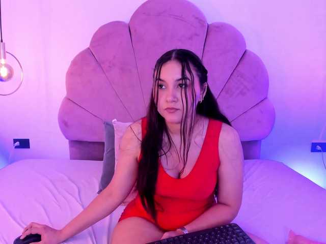 alisonmml online show from August 11, 3:36 pm