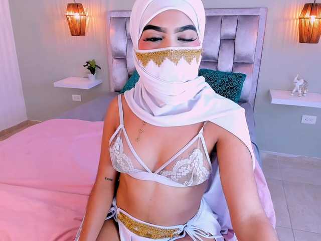 allyson-nahid online show from August 5, 7:56 pm