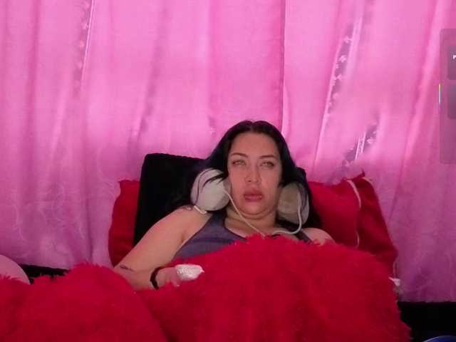 almendra08 online show from July 7, 11:58 am