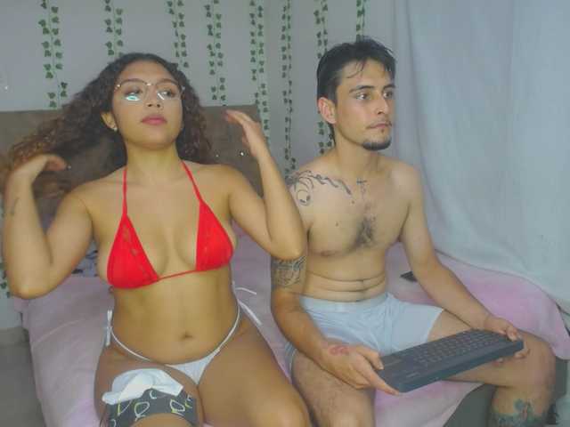 amanda-justin14 online show from April 9, 3:36 am