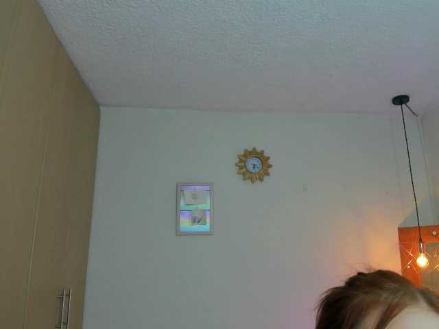 ameliiporter online show from July 19, 2:19 pm