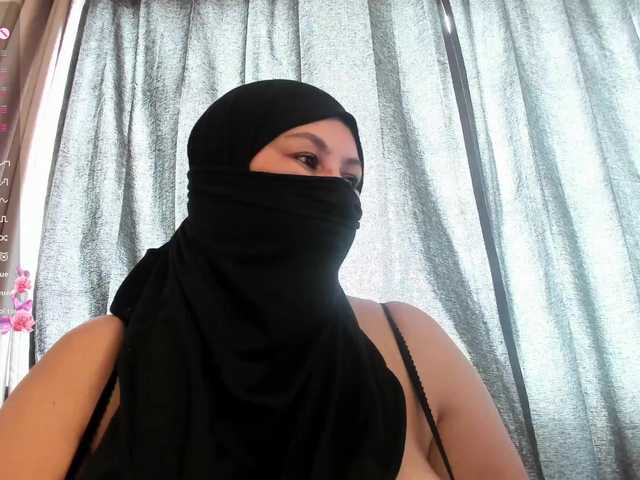 amina-hafssa online show from August 9, 7:15 pm