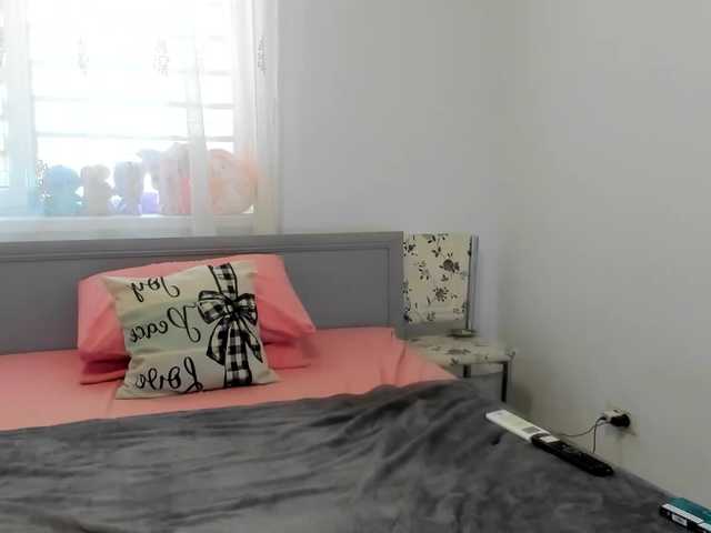 amiravyxen online show from August 4, 10:56 am
