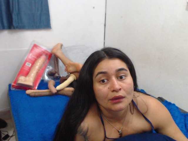 andreitatrujillo online show from May 30, 11:50 pm
