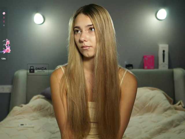 ange-linka online show from August 11, 1:02 pm