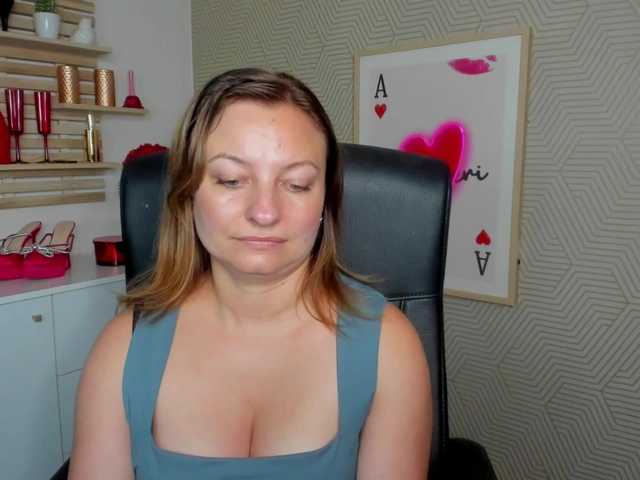 angelaLove13 online show from July 23, 10:28 am