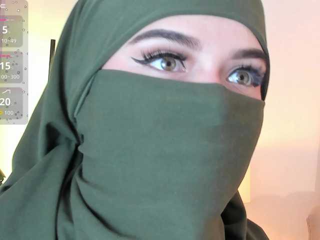 anna-henao online show from August 6, 3:27 am