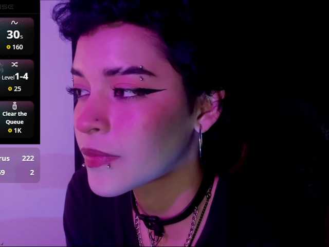 annykiittyy online show from April 23, 6:28 am