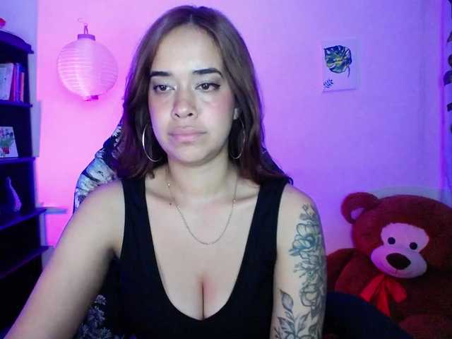 anyablack230 online show from June 14, 5:59 am