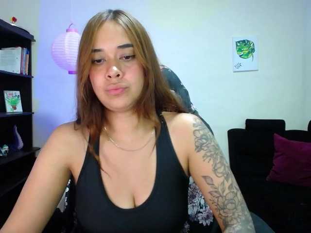 anyablack230 online show from July 6, 6:16 am