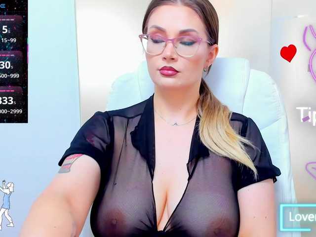 anyarosses online show from August 7, 6:35 am