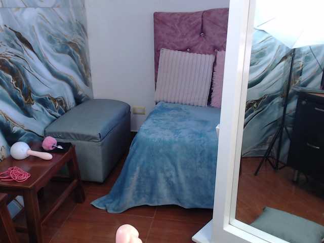 anymar online show from August 10, 12:06 pm