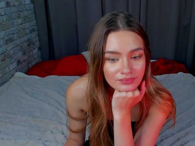 arisollis online show from August 13, 11:52 pm
