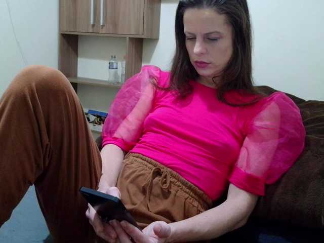 august-laura online show from July 24, 1:03 pm