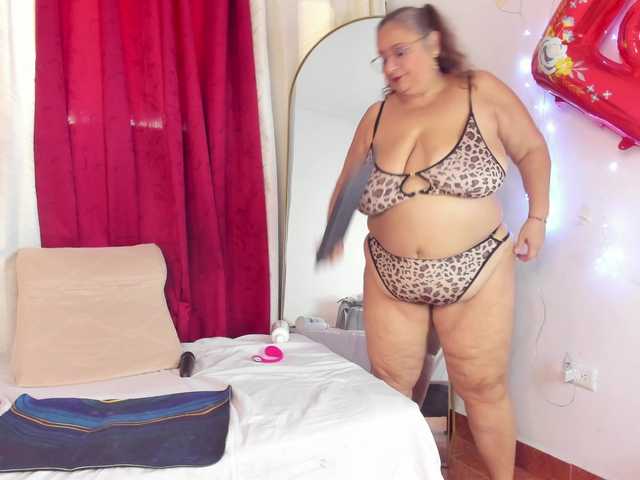 bbwsalome online show from August 10, 10:00 pm