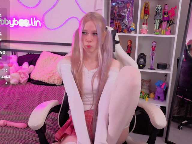 bbybee-lin online show from August 7, 4:12 am