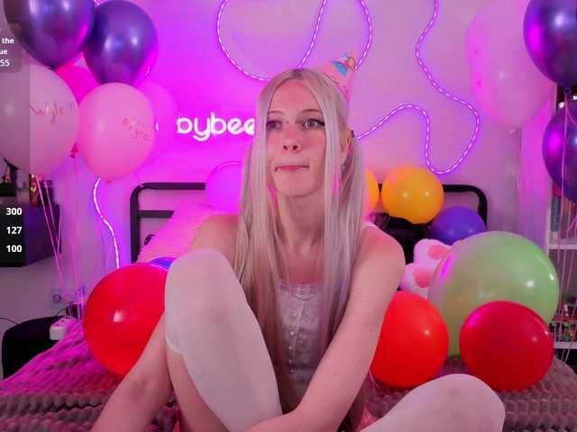 bbybee-lin online show from August 15, 3:38 pm