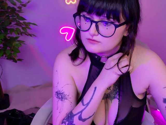 bbyivy online show from August 15, 1:26 pm