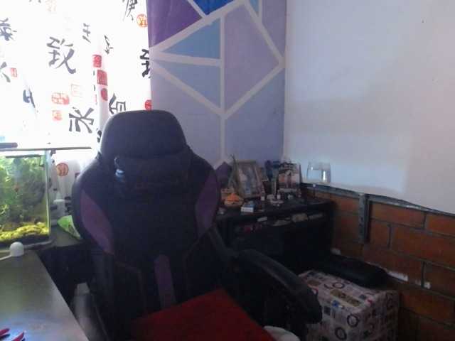 beautifulchubbyqueen online show from August 12, 2:52 pm