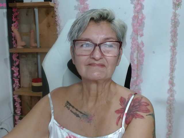 bety-cum3 online show from August 10, 1:56 pm