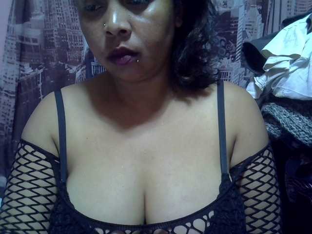 bigass-tits online show from July 28, 10:27 pm