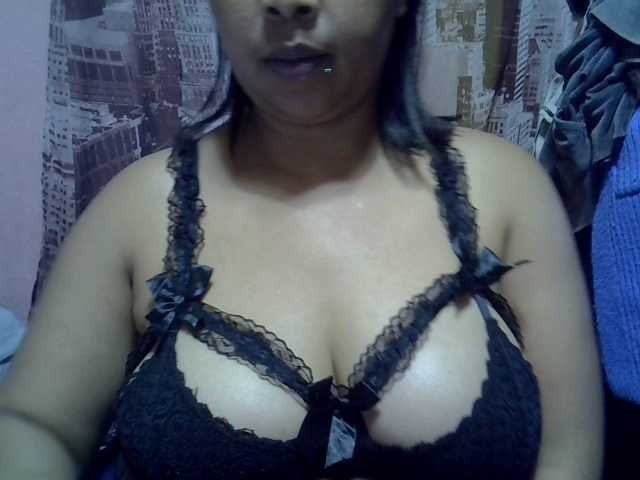 bigass-tits online show from August 14, 7:39 pm