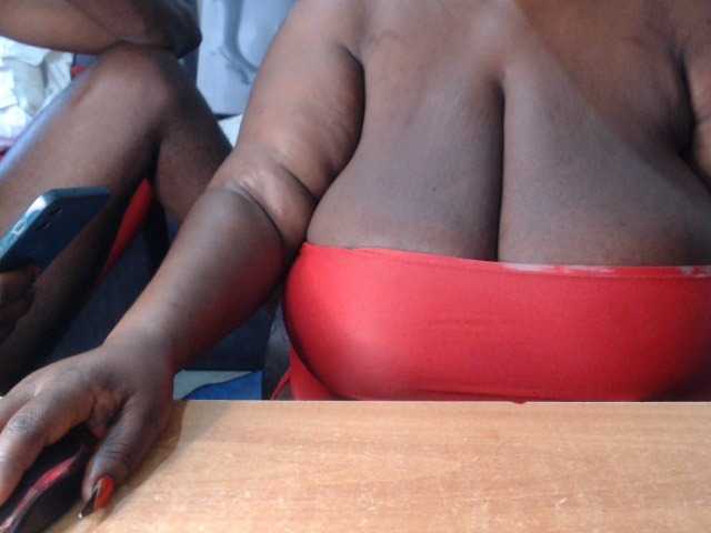 bigboobscoupls online show from May 2, 2:43 pm