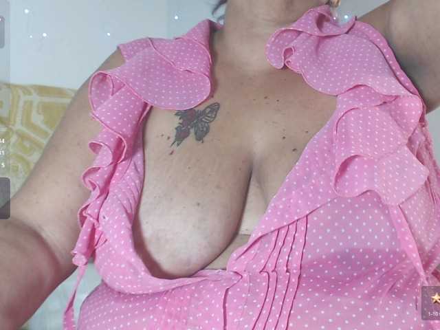 birdydavis69 online show from August 15, 4:55 pm