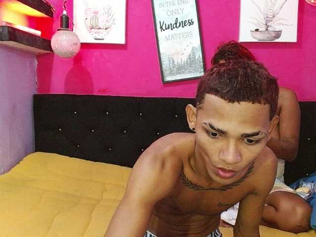 blacktwinks online show from August 8, 6:41 pm