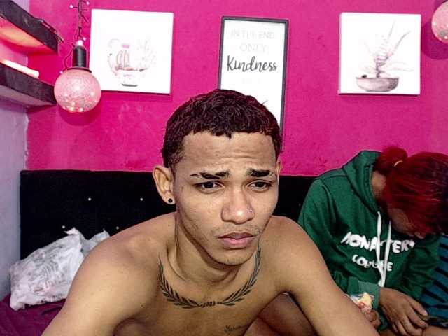 blacktwinks online show from August 11, 8:33 pm