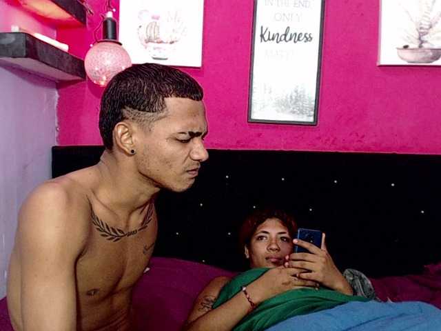 blacktwinks online show from August 11, 9:39 pm
