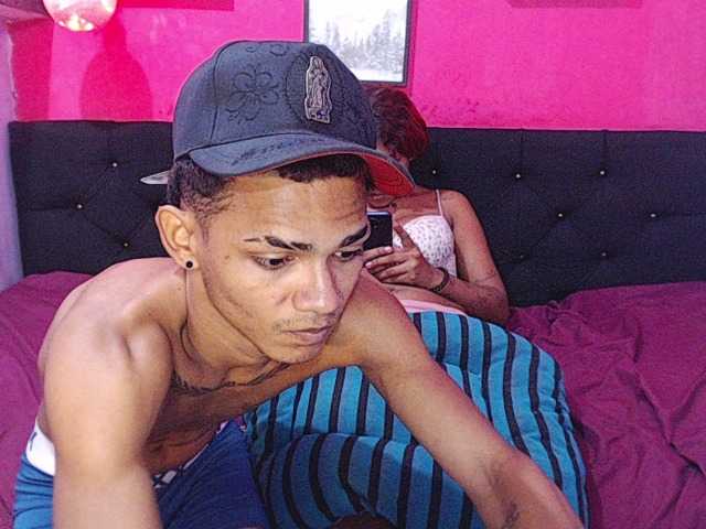 blacktwinks online show from August 12, 10:56 pm