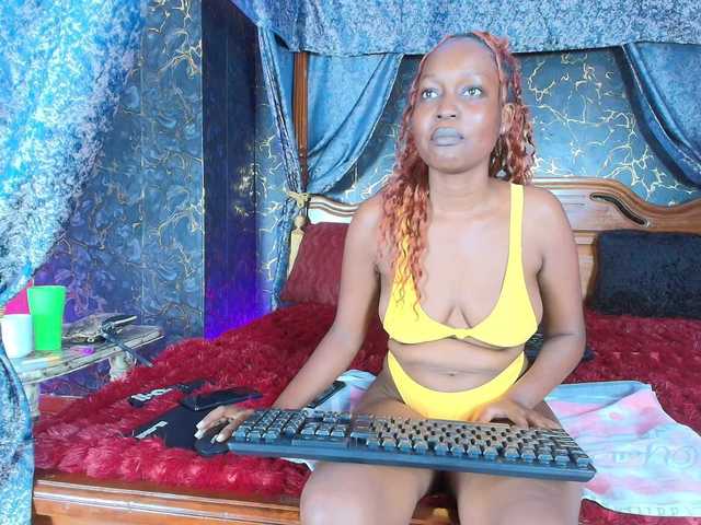 blackwildgoddexx online show from August 9, 8:43 pm