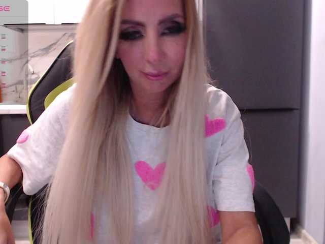 blondalina online show from August 10, 2:13 am