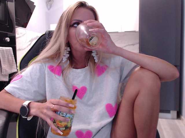 blondalina online show from August 13, 1:36 pm