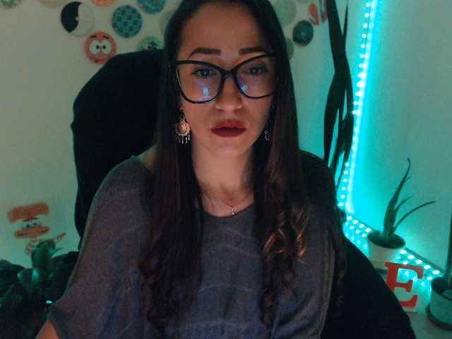 bomboncita288 online show from July 19, 4:36 am