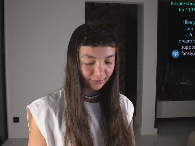 bongCinnamon online show from August 11, 4:31 pm
