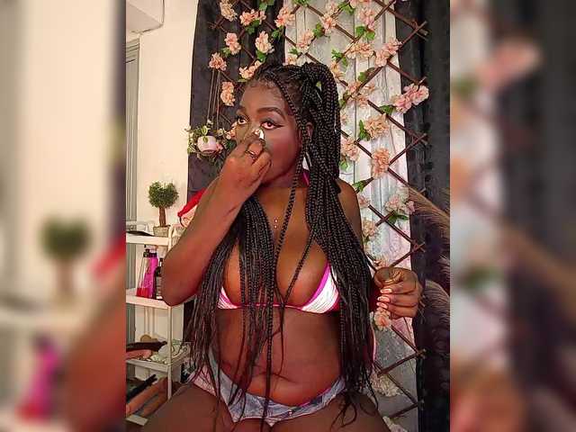 brytany05 online show from July 26, 1:43 am
