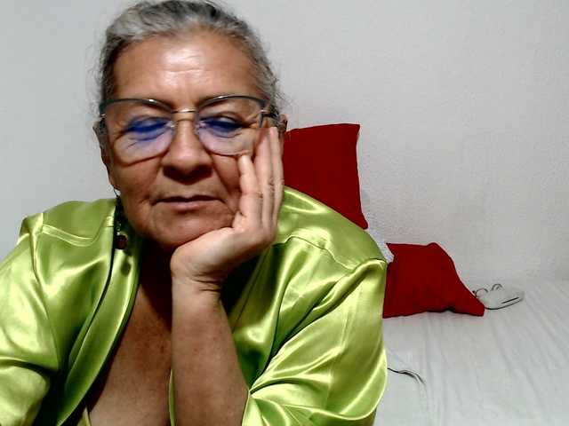 candy-mature online show from August 7, 2:44 am