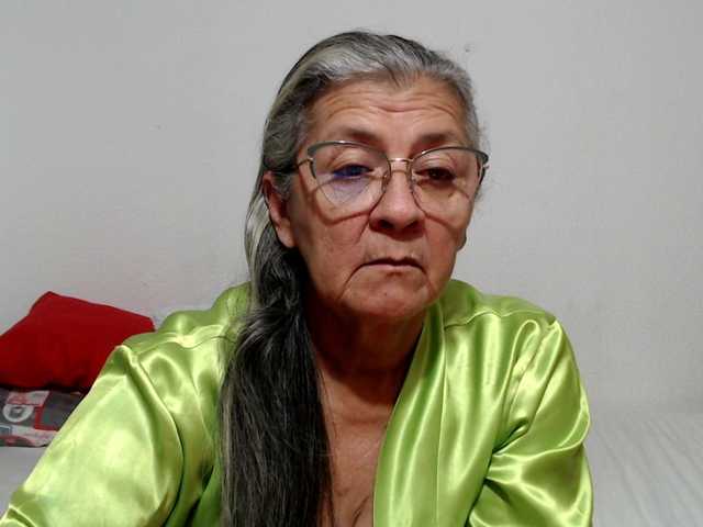 candy-mature online show from August 7, 10:04 am