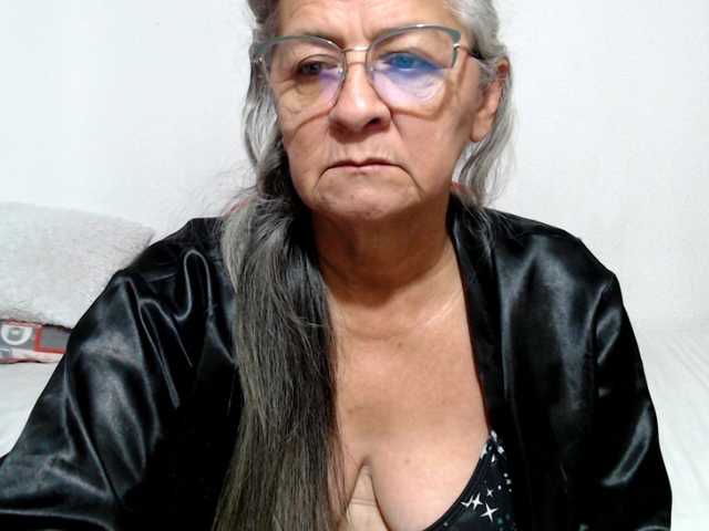 candy-mature online show from August 8, 11:54 am
