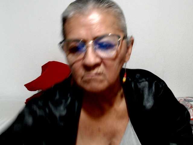 candy-mature online show from August 9, 11:33 am