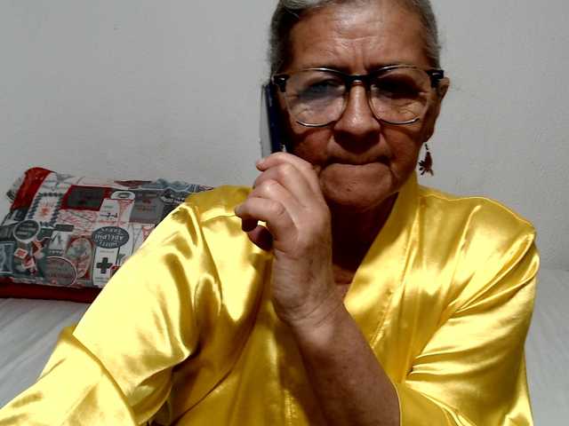 candy-mature online show from August 10, 12:12 am