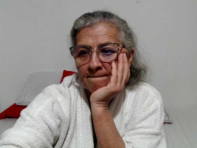 candy-mature online show from August 11, 12:12 am