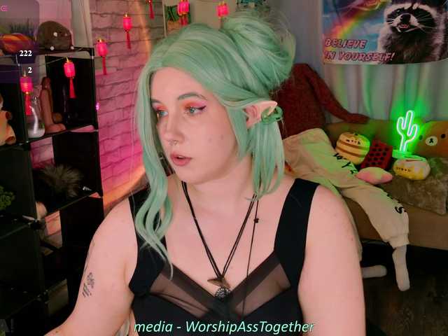 candy-yeah online show from July 25, 7:23 am
