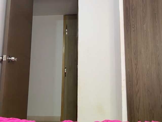 candyhott9a online show from July 23, 2:03 am